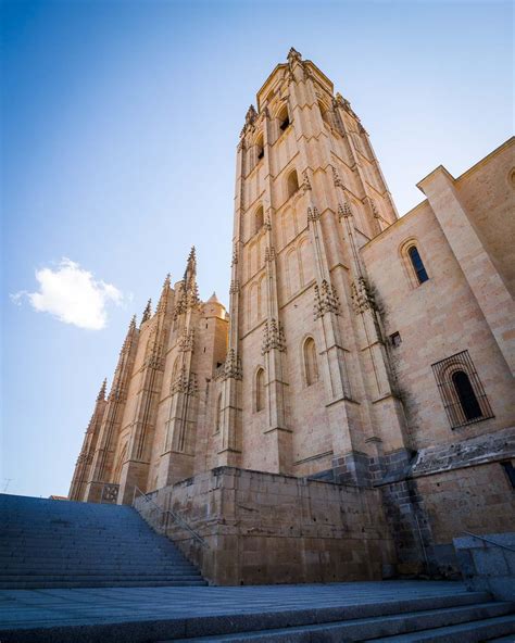 Segovia Cathedral - The Complete Guide [+best viewpoints]