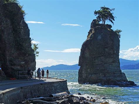 Stanley Park seawall reopens | Vancouver Sun