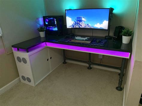 Computer Desk For Gaming - Leon Furniture