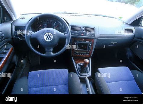 Silver vw bora hi-res stock photography and images - Alamy