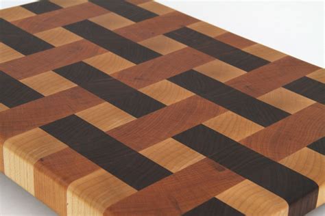 Stunning Handcrafted Wood Cutting Board - End Grain - Woven