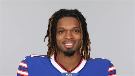 Bills' Damar Hamlin has breathing tube removed, FaceTimes with ...