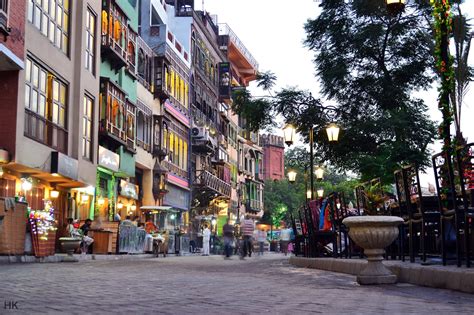 Fort Road Food Street, Lahore , Pakistan : r/pakistan