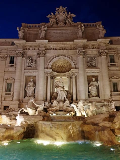 Trevi Fountain at night | Jess Poole | Flickr