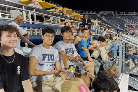 DSC05506-2 | FIU Honors College | Flickr