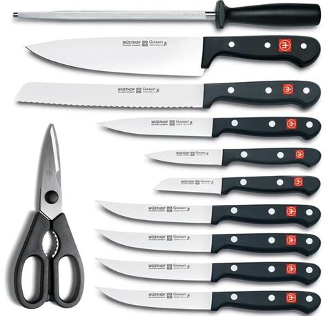 11 Types of kitchen knives and when to use it - Cooking Top Gear