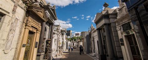 Cementerio de la Recoleta | Sitio oficial de turismo de la Ciudad de ...