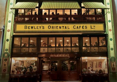 Bewley's Café on Grafton Street to close. - Books Ireland