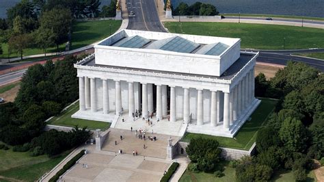 Aerial View of the Lincoln Memorial in Washington, D.C. - backiee