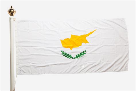 Cyprus National Flag | History & Facts | Flagmakers