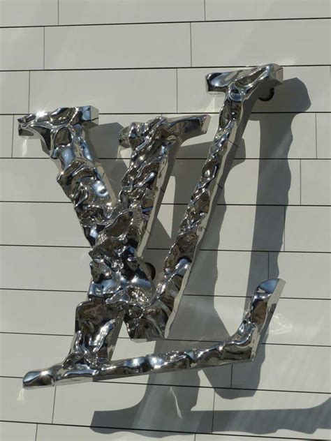 Fondation Louis Vuitton Art Museum | semashow.com