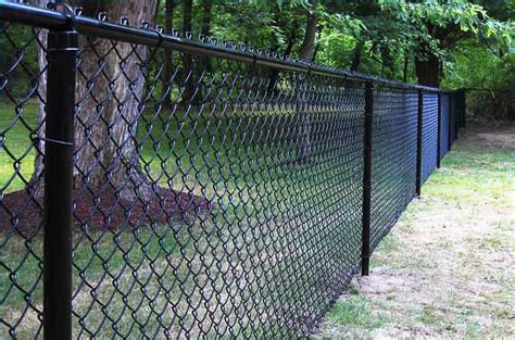 Albany Chain Link Fence Installation & Repair | F&W Fence Co. | Oregon ...