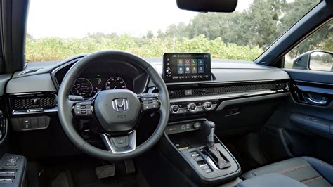 Honda CR-V Interior Review: Clean, classy, quality - Verve times