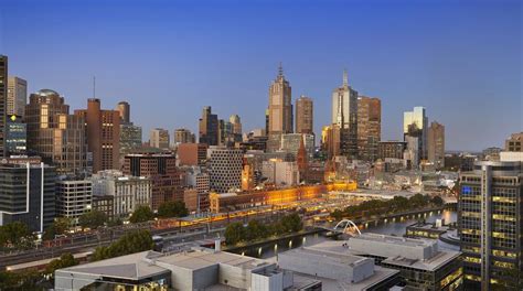 Melbourne Skyline | Amazing Accom