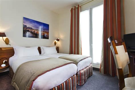 GRAND HOTEL DES BALCONS $109 ($̶1̶4̶9̶) - Updated 2022 Prices & Reviews ...