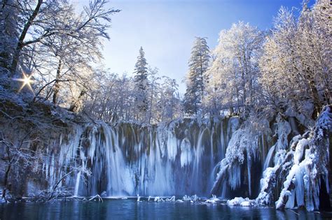 Plitvice Lakes National Park in Winter jigsaw puzzle in Waterfalls ...