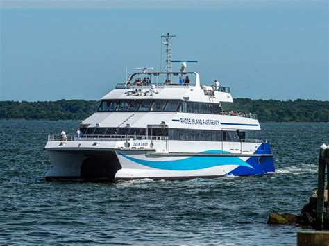 Martha's Vineyard Ferry (Schedule, Rates & Tickets) | Rhode Island Fast ...