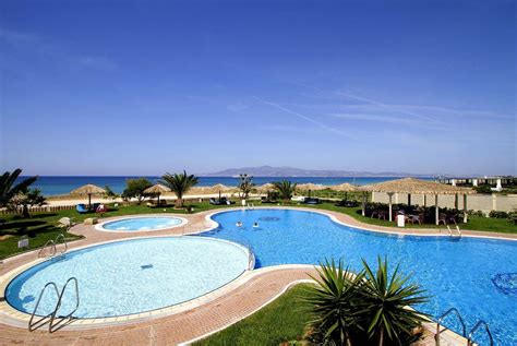 Selection of Best Naxos Hotels for 2022 | Greeka