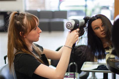 5 Things To Know Before Going to Cosmetology School | Avalon Institute