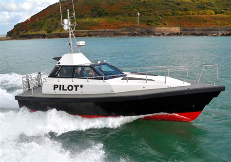 NEW 12M BARRACUDA PILOT BOAT FOR THE UK PORT OF POOLE