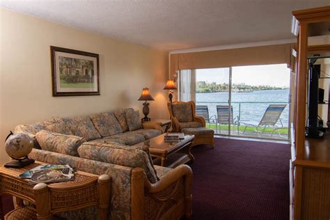 1 Bedroom & 2 Bedroom Rentals - Palm Beach, Florida