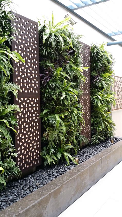 19 Vertical Gardening Wall Ideas To Consider | SharonSable