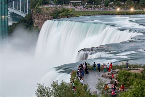 How to See the Waterfalls at Niagara Falls State Park in New York ...