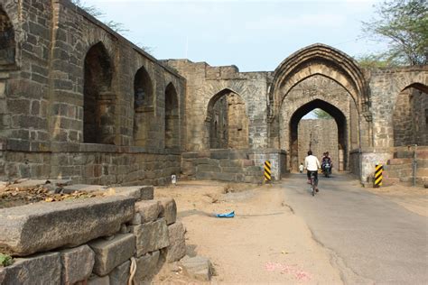 Journeys across Karnataka: Warangal Fort - eastern gateways