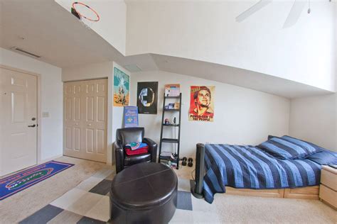 1-Bedroom Dorms In Gainesville, FL