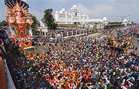 Immersion procession of Ganesh idols concludes in Hyderabad