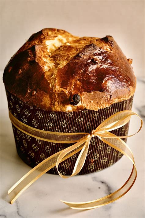 Traditional Panettone Recipe (Italian Christmas Cake) - CucinaByElena