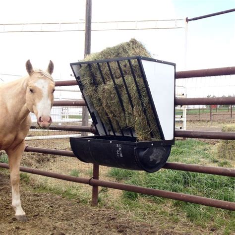 square bale hay feeders made by SMF Performance Horses | Horse feeder ...