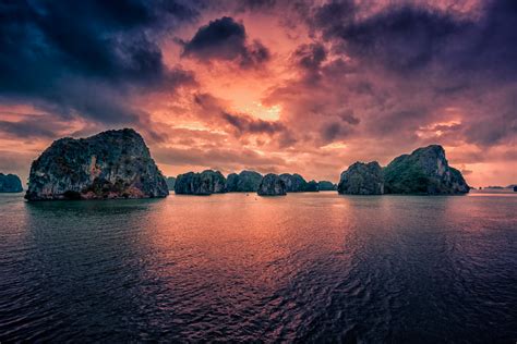 Sunrise over Halong Bay, Vietnam by hessbeck-fotografix on DeviantArt