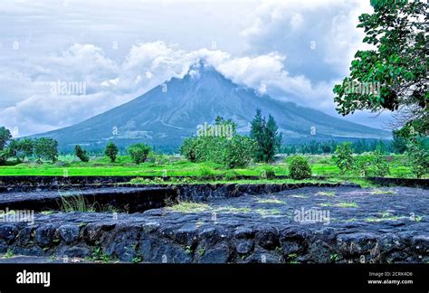 Mayon Volcano, Albay, Bicol, Philippines Stock Photo - Alamy