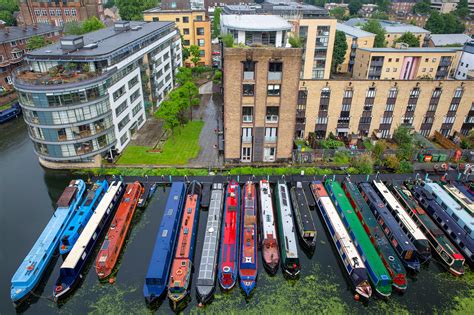 London Property Prices Are Driving People to Live on Canal Boats ...