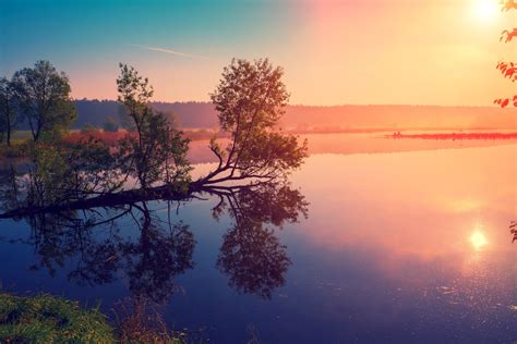 3840x2560 sunrise 4k background download | Sunrise, Sunrise lake, Red ...