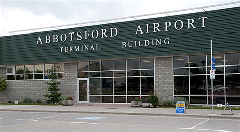 Abbotsford Airport (YXX) Limousine Service - Limo Bus, Shuttles, Vans ...