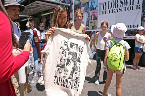 Taylor Swift Eras Tour merch: Fans wait for hours in Santa Clara