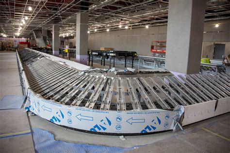 Baggage Carousel Installation Underway - Build KCI