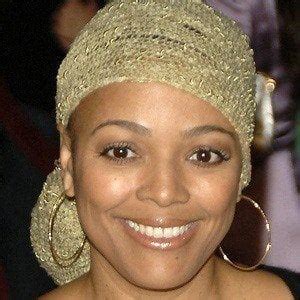 Kim Fields - Bio, Facts, Family | Famous Birthdays