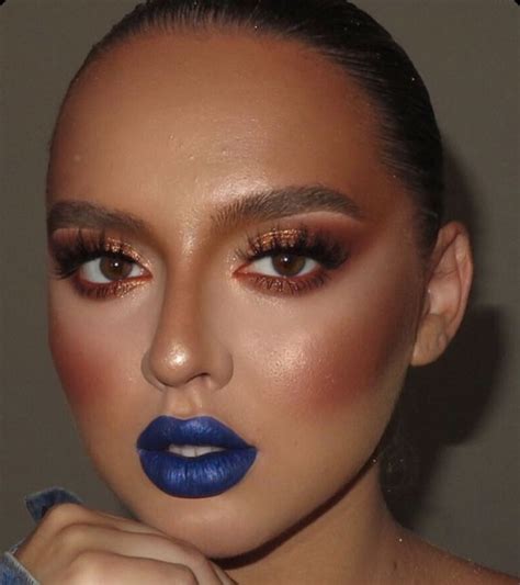 Bold lips | Blue makeup looks, Blue makeup, Bold makeup looks