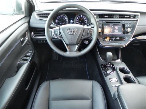 2015 Toyota Avalon gallery | Aaron on Autos