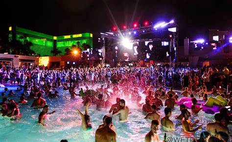 Best Nightswim Pool Parties in Vegas - Discotech - The #1 Nightlife App