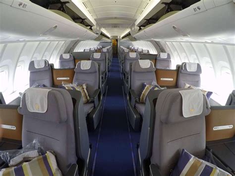 Tour Privado por el Interior del Boeing 747-8 de Lufthansa | Ultima Llamada