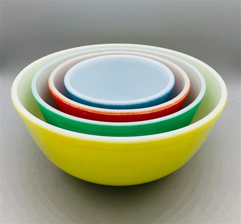 Pyrex Primary Colors Mixing Bowls Sold Individually/ Pyrex - Etsy