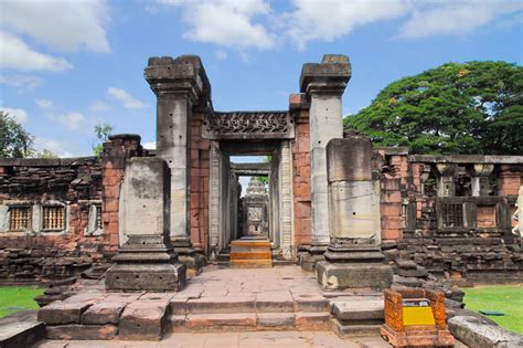 Phimai historical park - Go To Thailand