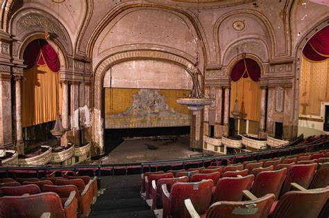 Incredible abandoned theatres frozen in time | loveproperty.com