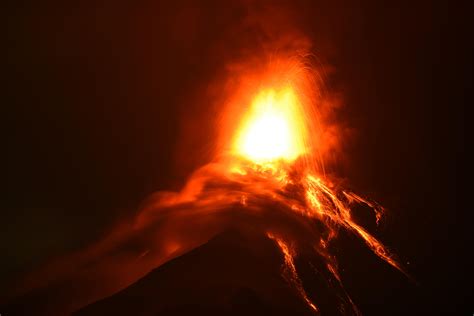 Volcano of Fire in Guatemala, "Volcan de Fuego," prompts new evacuation ...