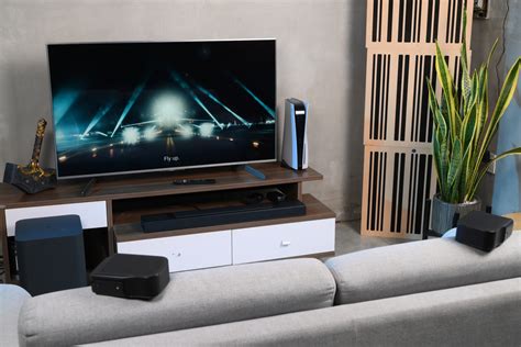 Soundbar JBL Bar 1000: 7.4.1 Dolby Atmos, DTS:X, có MultiBeam dễ setup ...