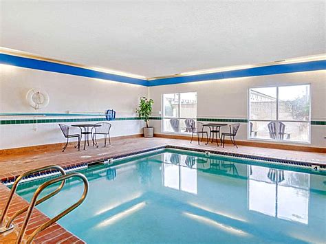 Top 17 Hotels with Pool in Medford - Anna Holt's Guide 2021